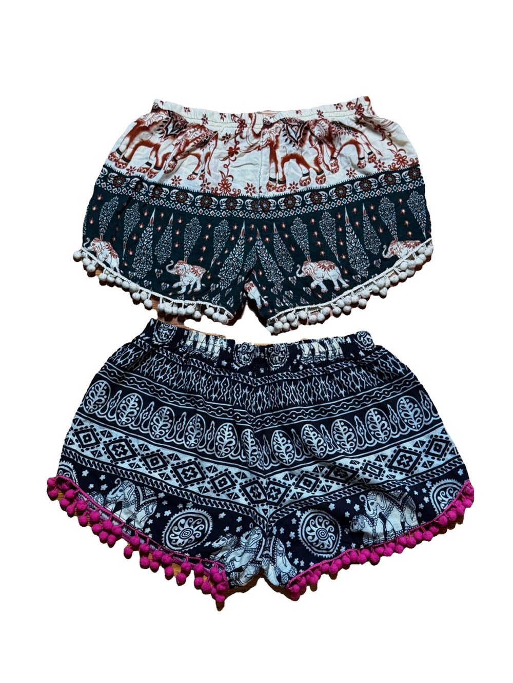 Boho Elephant Print Pom-Pom Women’s Shorts - Black & White